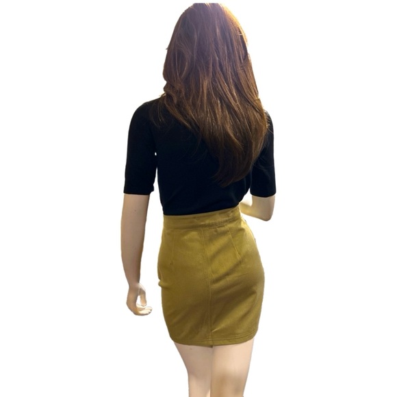 Windsor Stylish-Chic Twill Mini Skirt - Picture 3 of 3